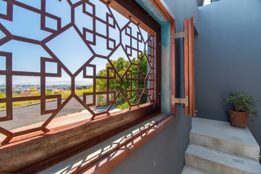 3 Bedroom Property for Sale in Zonnebloem Western Cape
